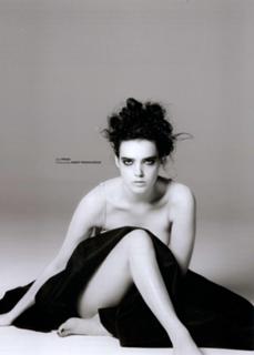 Roxane Mesquida feet photo 11
