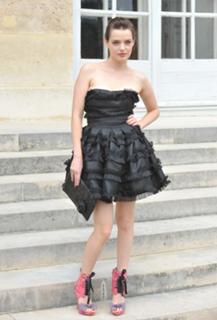 Roxane Mesquida feet photo 7