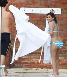 Roxanne Carrion feet photo thumbnail