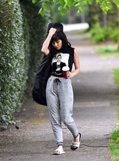 Roxanne Carrion feet photo thumbnail