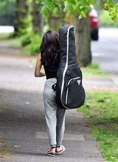 Roxanne Carrion feet photo thumbnail