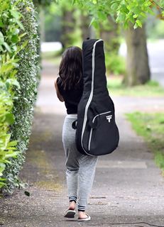 Roxanne Carrion feet photo thumbnail