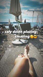 Roxie Wegiel feet photo thumbnail