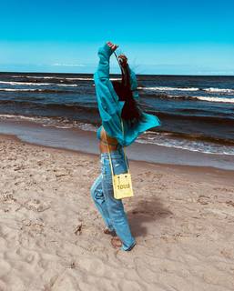 Roxie Wegiel feet photo thumbnail