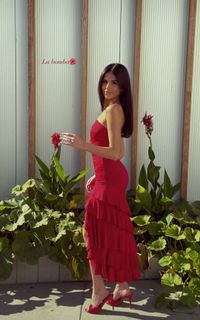 Roxie Wegiel feet photo thumbnail