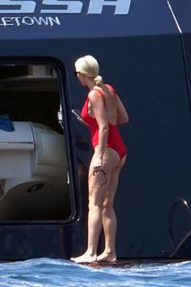 Roxy Jacenko feet photo 6