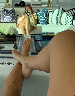 Roxy Jacenko feet photo 5