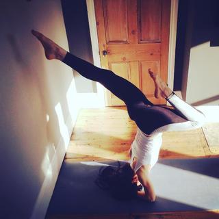 Roxy Shahidi feet photo 10