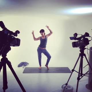 Roxy Shahidi feet photo 7