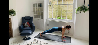 Roxy Shahidi feet photo 4