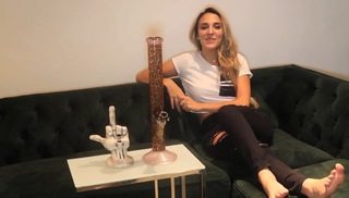 Roxy Striar feet photo 4