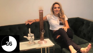 Roxy Striar feet photo 3