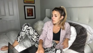 Roxy Striar feet photo 1