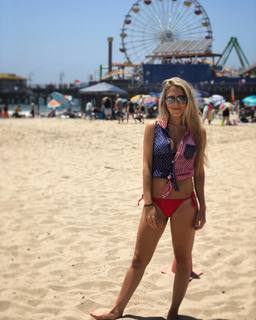 Roxy Striar feet photo 11