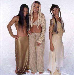 Rozonda 'Chilli' Thomas feet photo thumbnail