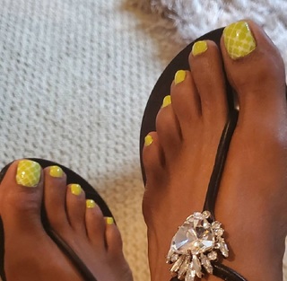 Rozonda 'Chilli' Thomas feet photo thumbnail