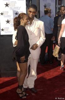 Rozonda 'Chilli' Thomas feet photo thumbnail