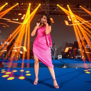 Rubi feet photo thumbnail
