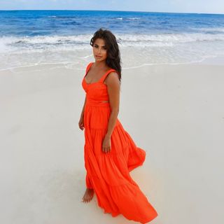 Rubi feet photo thumbnail