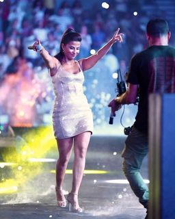 Rubi feet photo thumbnail