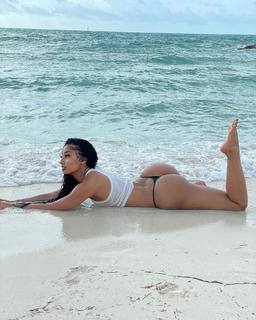 Rubi Rose feet photo thumbnail