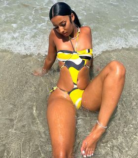 Rubi Rose feet photo thumbnail