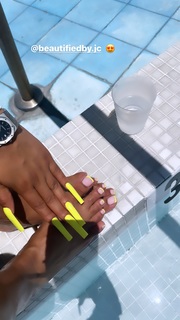 Rubi Rose feet photo thumbnail