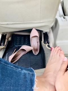 Rubika Liyaquat feet photo 1