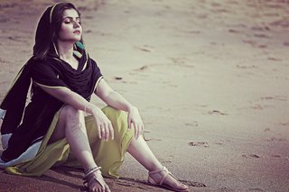 Rubina Dilaik feet photo thumbnail