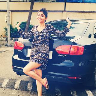 Rubina Dilaik feet photo thumbnail