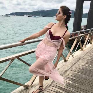 Rubina Dilaik feet photo thumbnail