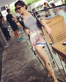 Rubina Dilaik feet photo thumbnail