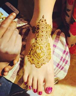 Rubina Dilaik feet photo thumbnail