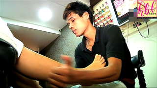 Rubina Dilaik feet photo thumbnail