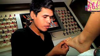 Rubina Dilaik feet photo thumbnail