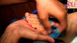 Rubina Dilaik feet photo thumbnail