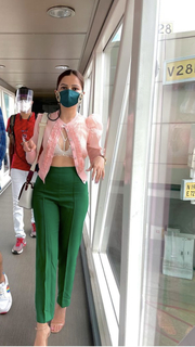 Rubina Dilaik feet photo thumbnail