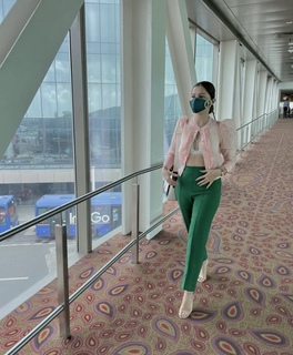 Rubina Dilaik feet photo thumbnail