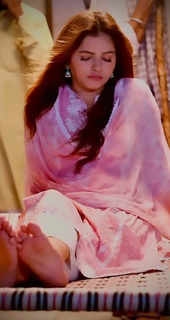 Rubina Dilaik feet photo thumbnail