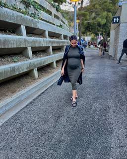 Rubina Dilaik feet photo thumbnail