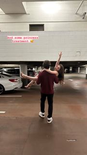 Ruby Jay feet photo 7