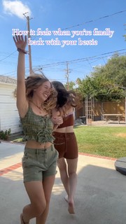 Ruby Jay feet photo 5