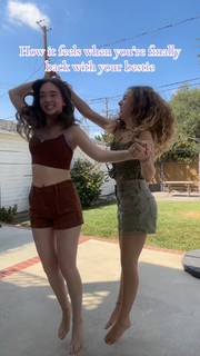 Ruby Jay feet photo 17