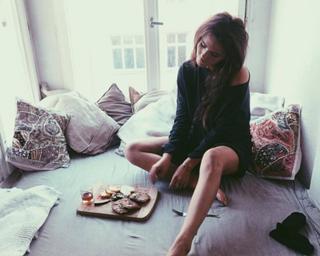 Ruby O. Fee feet photo thumbnail