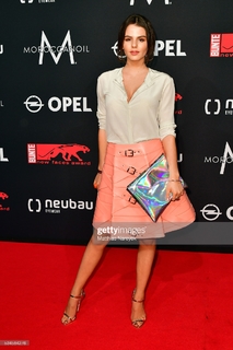 Ruby O. Fee feet photo thumbnail