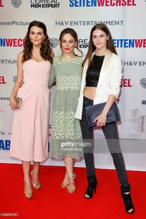 Ruby O. Fee feet photo thumbnail