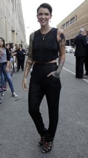Ruby Rose feet photo thumbnail