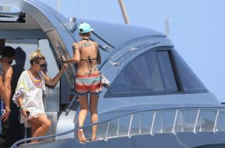 Ruby Rose feet photo thumbnail