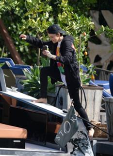 Ruby Rose feet photo thumbnail