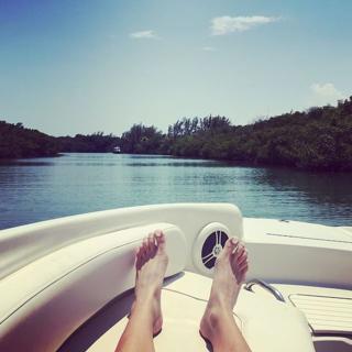 Ruby Rose feet photo thumbnail